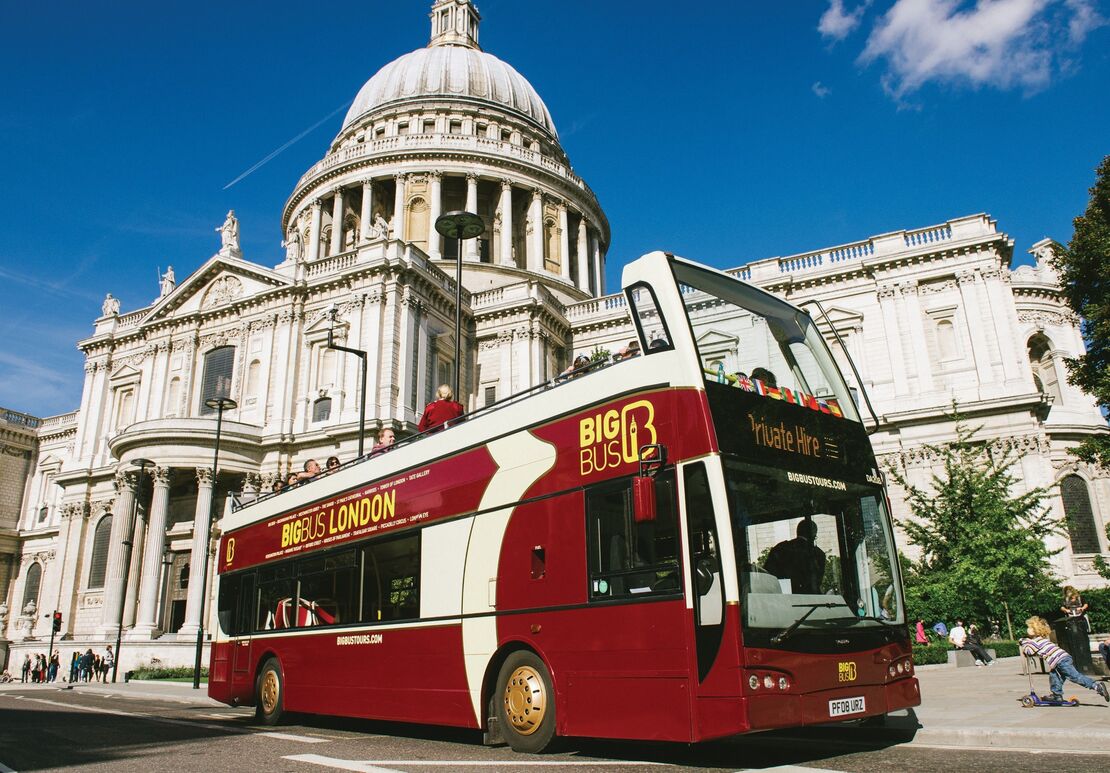 The hop-on hop-off bus tour outside St Paul's Cathedral