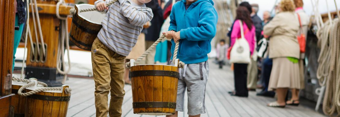 The_London_Pass_Cutty_Sark_Greenwich_Children_Playing