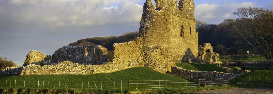 Cadw Explorer Pass - Castle overlooking the lake