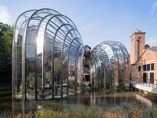 view_of_Bombay_Sapphire_Gin_distillery