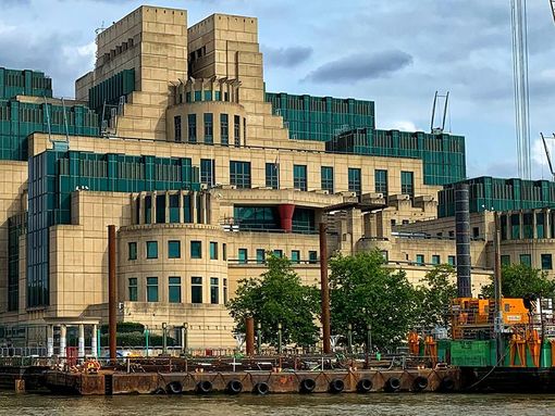 Famous London sights you'll see on a James Bond tour: Mi6 HQ