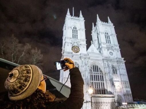 London by Night Open Top Bus Tour - Golden Tours 03.jpg
