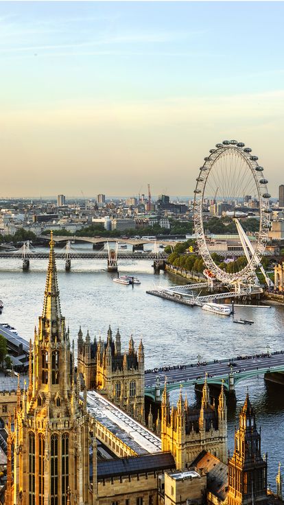 Panoramic view of Central London landmarks in the evening as light fades