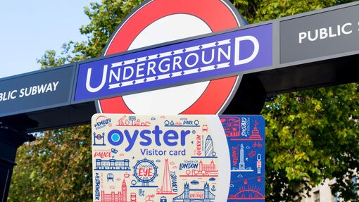 A Visitor Oyster Card is shown under a London Underground entrance