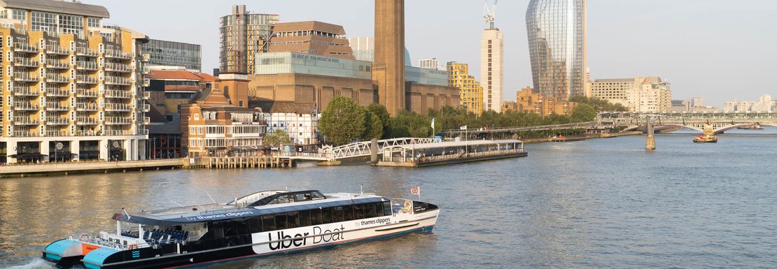 Uber_Boat_By_Thames_Clippers_Jupiter_Passes_Bankside