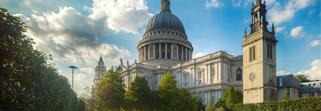 Crown Jewels of London tour with River Cruise st pauls cathedral