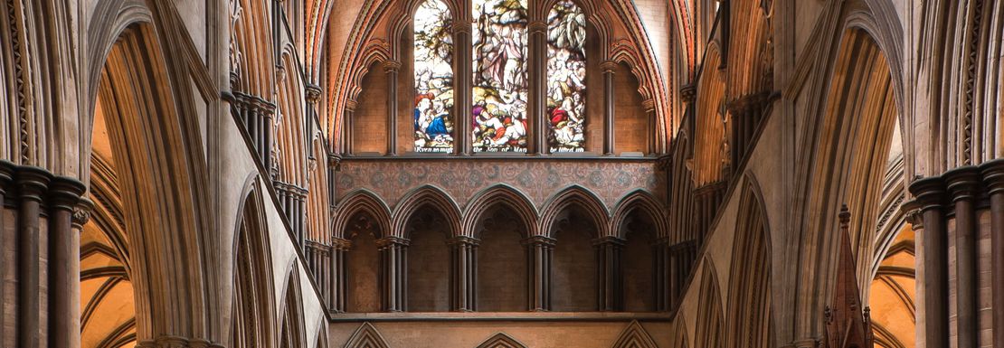 Salisbury Cathedral and the 1215 Magna Carta _ Golden Tours 2