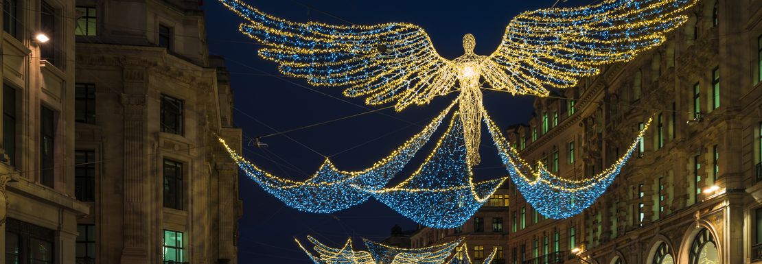 Illuminations of London on Christmas Eve Tour _ Golden Tours 7